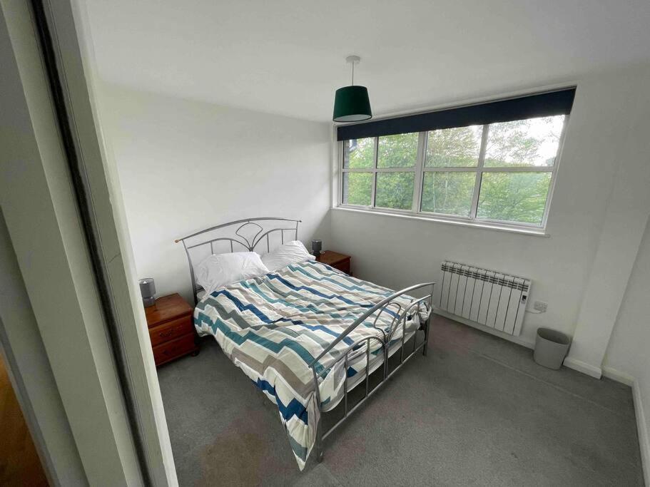 2 Bed City Centre Flat Μπαθ Εξωτερικό φωτογραφία